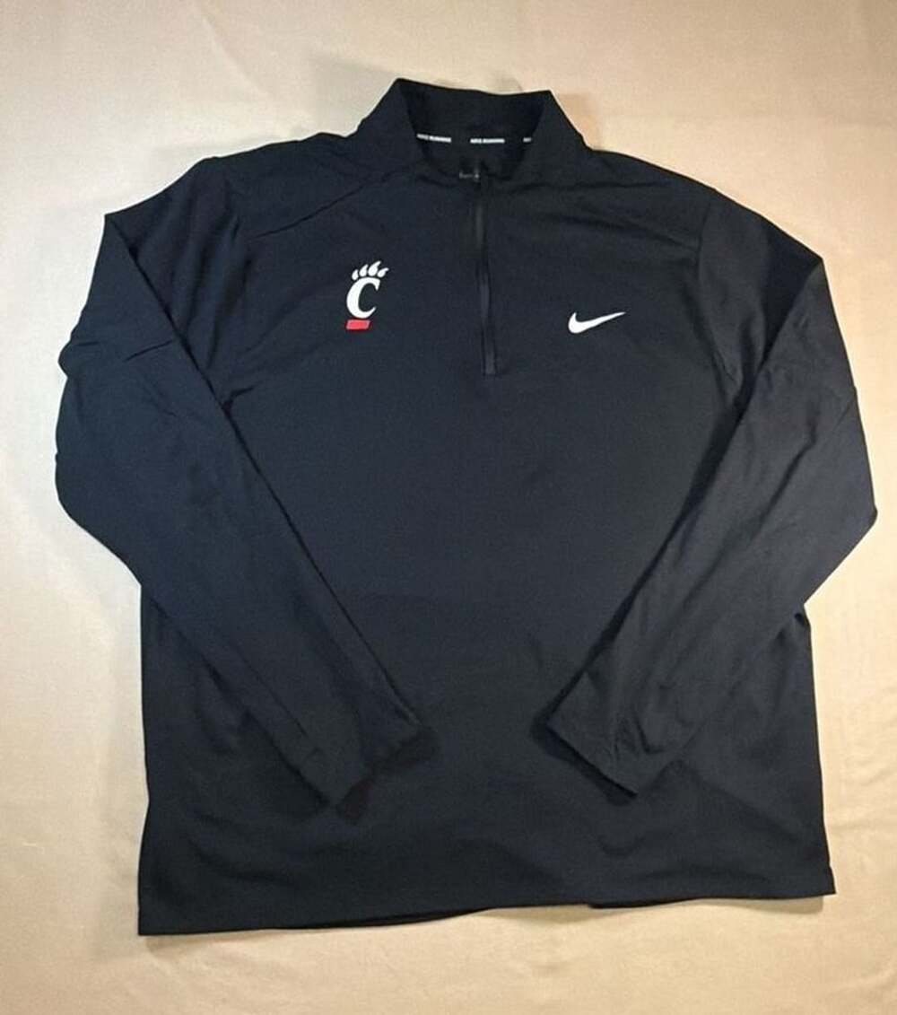 Nike Running Dri-Fit 1/4 Zip Size XL Black Long Sleeve Pullover Shirt